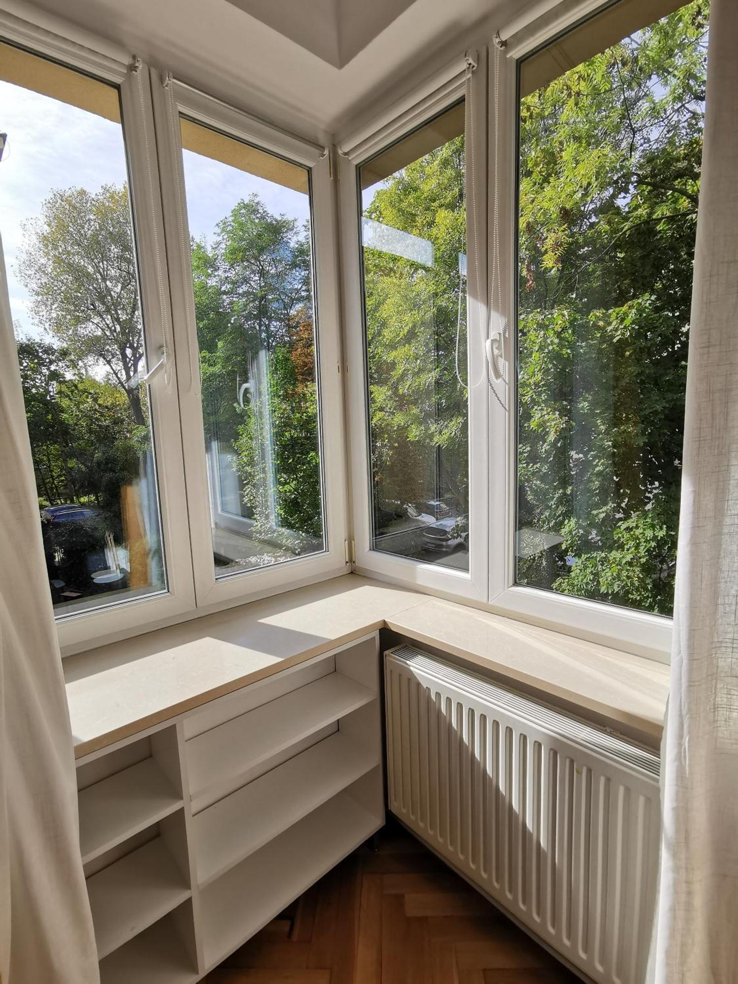 Cozy Spacious With Balcony Krakau